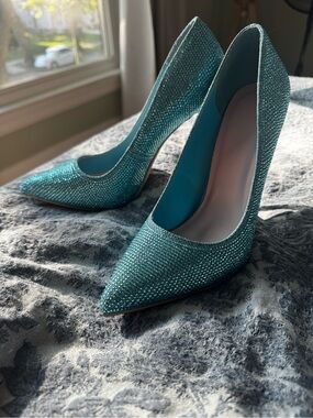 Sparkling Teal Pointed-Toe High Heels